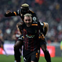 10 kişi Galatasaray Sivas'ta kazandı: Puan farkını 6'ya çıkardı | ÖZET