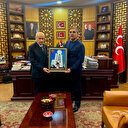 MHP Lideri Devlet Bahçeli'ye anlamlı hediye