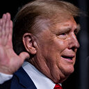 Documents confidentiels: Trump demande le rejet de l'affaire