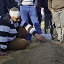 İşgalci İsrail saldırısında ölen Gazzeliler gözyaşları içinde toprağa verildi