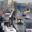 Tramvay altında can pazarı: Seferler yapılamıyor