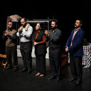 28 Şubat'ın kara komedisi 'Bin Yıl' Albayrak Medya çalışanları için sahnelendi