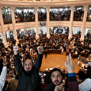 Pakistan: la première session du Parlement perturbée par les soutiens d'Imran Khan