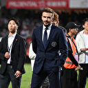 Foot: Messi et Beckham hués par le public à Hong Kong en raison du forfait de l'Argentin