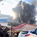 İşgalci İsrail yardım konvoylarının yanından geçtiği sırada camiyi bombaladı