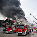 Ankara'da çıkan depo yangını yandaki iş yerlerine sıçradı