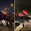 İstanbul'da feci kaza: Otomobil bariyerlere ok gibi saplandı