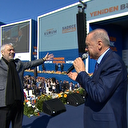 Cumhurbaşkanı Erdoğan "Duyanlara Duymayanlara" şarkısına eşlik etti