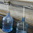 Türkiye'nin her yerinden bu köye gelip bidon bidon su taşıyorlar: Şeker hastalığına iyi geldiği iddia edildi