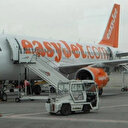 İngiliz hava yolu şirketi easyJet İsrail'e uçuşlarını askıya aldı