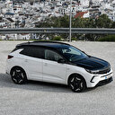 Opel nisan ayı fiyat listesini açıkladı: Fiyatı gören bayilere koşuyor