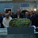 Cumhurbaşkanı Erdoğan Hırka-i Şerif’i ziyaret etti