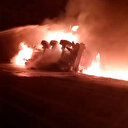 Adana'da devrilen tanker alev alev yandı