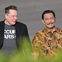 Elon Musk à Bali pour le lancement de Starlink en Indonésie