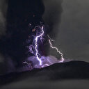 Indonésie: nouvelle éruption du volcan Ibu, des cendres à 6 km de haut