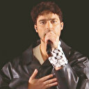 Bayrak yasaksa kefiyemiz var