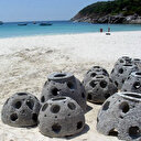 Blanchissement de coraux en Thaïlande: fermeture d'une île