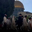 Yüzlerce fanatik Yahudi Mescid-i Aksa'ya baskın düzenledi