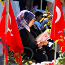 Edirnekapı Şehitliği’nde buruk bayram