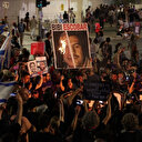 Israël: des dizaines de milliers de personnes dans les rues de Tel Aviv pour exiger un accord d'échange de prisonniers