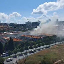 Sultangazi'de sanayi sitesinde yangın: Ekiplerin müdahalesi sürüyor