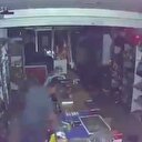 Hırsızlar Kayseri'deki kaostan faydalandı: Suriyeli'ye ait marketi yağmaladı