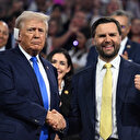 Le colistier de Trump entre en scène