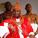 Un monarque nigérian salue la restitution de deux artefacts volés par les Britanniques