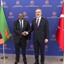 Dışişleri Bakanı Hakan Fidan Zambiyalı mevkidaşı Haimbe ile bir araya geldi