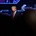 Trump Biden'ın adaylıktan çekilmesi üzerine açıklama yaptı: Harris'i yenmek daha kolay olacak
