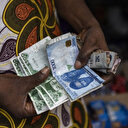 Le Nigeria double le salaire minimum et passe à 39,60 EUR