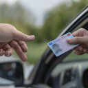 Ehliyette yeni dönem: Yaş sınırı getirildi! Artık trafiğe çıkamayacaklar