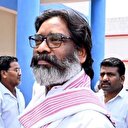 Inde: un opposant libéré sous caution redevient ministre en chef