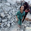 Soykırımcı İsrail Gazze'de 10 sivili daha katletti