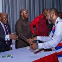 Présidentielle au Ghana: le candidat du parti au pouvoir désigne le ministre de l'Energie comme colistier