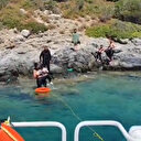 İzmir'de göçmen teknesi battı: 19 düzensiz göçmen kurtarıldı