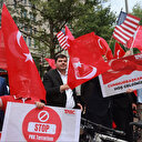 Cumhurbaşkanı Erdoğan'ı ABD'de konaklayacağı otelin önünde Türk vatandaşları karşıladı: Türkiye sizinle gurur duyuyor