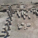 'Gladyatörler kenti' gün yüzüne çıkıyor: Bin 414 yıllık sütunlar ayağa kaldırılıyor