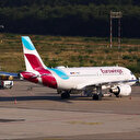 Almanya'da iklim eylemcilerinin havalimanlarındaki eylemi hava trafiğini aksattı