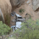 Denizli'de katliam gibi kaza: Uçuruma yuvarlanan otomobildeki 4 kişi hayatını kaybetti