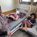 Terörist İsrail'in bombaları Gazzeli Yara ve Meysa isimli iki kız kardeşin dünyası kararttı