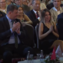 Özgür Özel küfürbaz Dilruba'yı onur konuğu yaptı