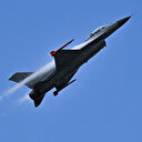 Ukraine: l'état-major général annonce le crash d'un premier avion de chasse F-16