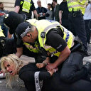 Royaume-Uni: 92 arrestations après des violences d'extrême-droite