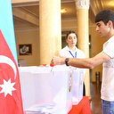 Azerbaycan'da milletvekili seçimi için halk sandık başına gitti