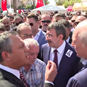 Özgür Özel şehit Ayşenur Ezgi Eygi'nin tabutu başında TBMM Başkanı Numan Kurtulmuş ile tartıştı