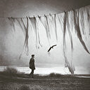 Görünenin ve ötesinin şiiri: Tanrının Kurduğu Saatler