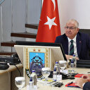 Bakan Güler sınır ötesindeki birlik komutanlarıyla görüştü: Terörle mücadelede kararlılık mesajı