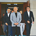 Özel Harris'çilerle aynı oturumda