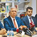 Herkese ‘adayım’ diyor